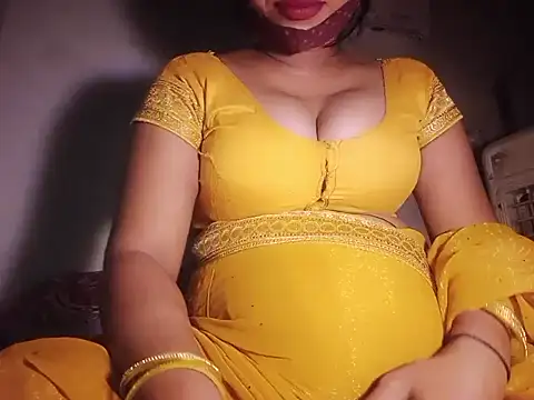 Snapshot of YUKTAPOWER chatting on 09-10-25, 09:15 YUKTAPOWER online show from 09-10-25, 09:15