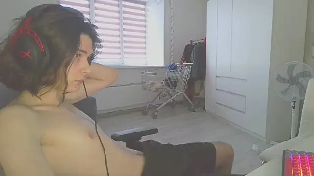 CandyChell online show from 12-02-24, 05:48