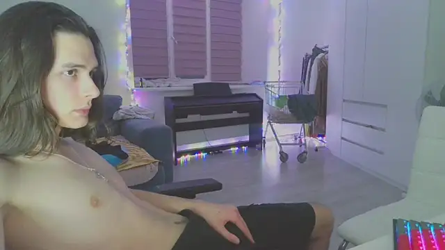 CandyChell online show from 02-06-25, 02:48