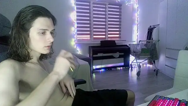 CandyChell online show from 03-16-25, 02:44