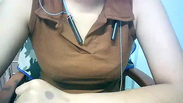 lovelydesi21 online show from 03-20-25, 04:09