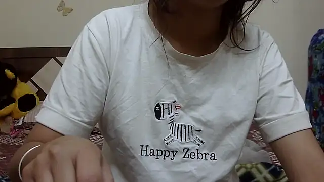 lovelydesi21 online show from 04-12-26, 05:12