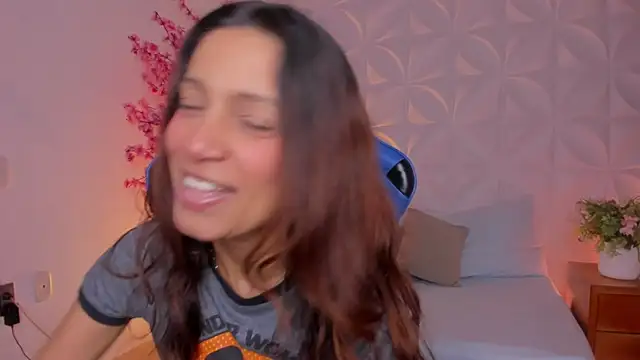 cora 22 online show from 02-27-26, 01:11