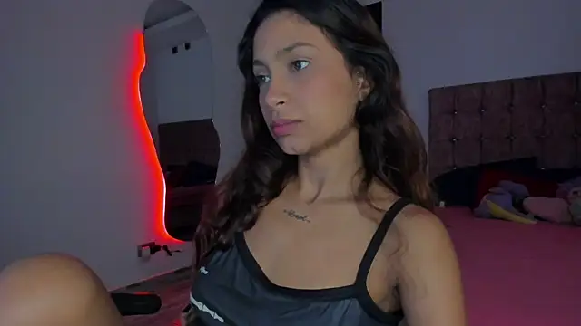 cora 22 online show from 04-16-26, 12:39