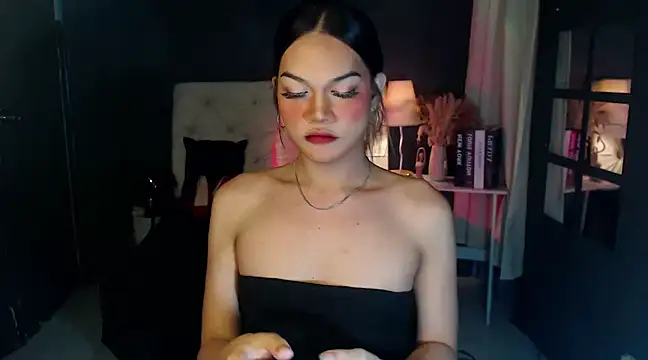 Snapshot of StellaSaucyCum chatting on 12-12-24, 01:06 StellaSaucyCum online show from 12-12-24, 01:06