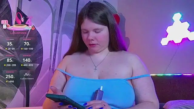 Snapshot of RubyValen chatting on 02-25-26, 01:15 RubyValen online show from 02-25-26, 01:15