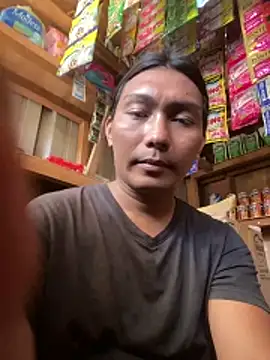 Snapshot of Topangel69 chatting on 05-13-26, 03:26 Topangel69 online show from 05-13-26, 03:26