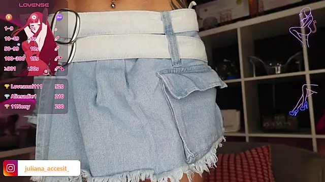 Snapshot of caroline_cossei chatting on 01-04-25, 05:27 caroline cossei online show from 01-04-25, 05:27