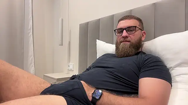 Bear bear  online show from 11-10-25, 11:09