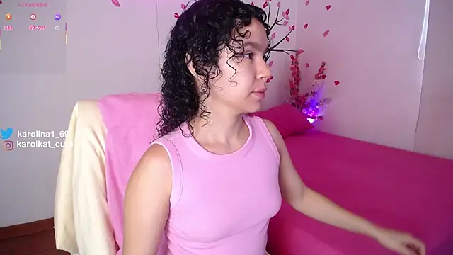 Karolina 1 online show from 10-16-25, 02:18