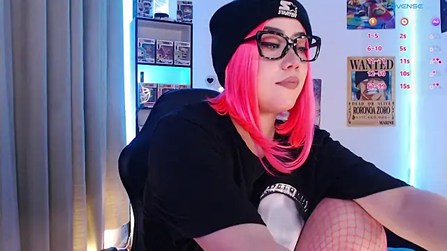 Emmy Ruiz online show from 04-19-26, 02:22