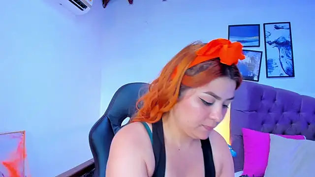 Gretta Queen online show from 10-30-25, 06:19