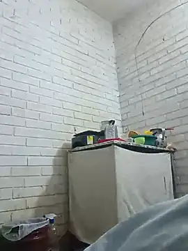 Snapshot of valeriaswang_Lucas chatting on 07-12-26, 02:13 valeriaswang Lucas online show from 07-12-26, 02:13