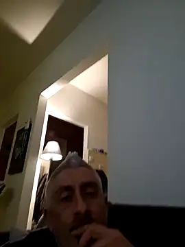 Snapshot of cuci45 chatting on 02-15-26, 09:33 cuci45 online show from 02-15-26, 09:33