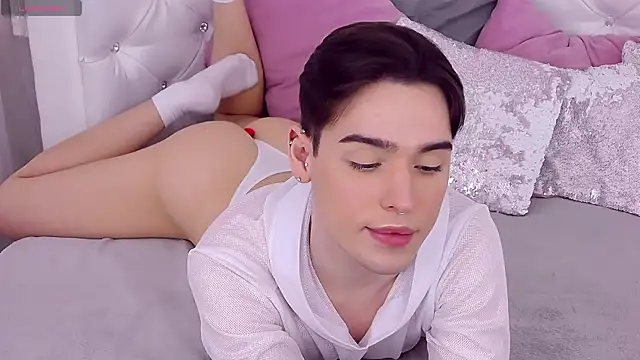 Snapshot of RobbyCharming chatting on 03-17-25, 10:49 RobbyCharming online show from 03-17-25, 10:49