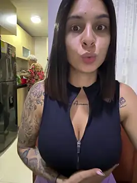 charlotte stevenss  online show from 01-08-25, 01:52