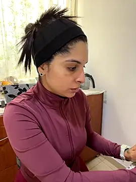 charlotte stevenss  online show from 11-12-25, 03:23