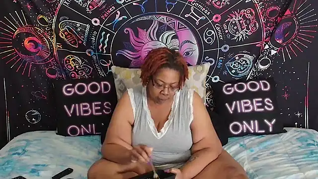 Snapshot of RenaeCumsAlot69 chatting on 07-20-26, 06:10 RenaeCumsAlot69 online show from 07-20-26, 06:10