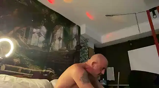 OSIRlS online show from 02-01-25, 12:16