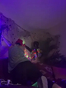 Snapshot of ItalianPapiDripDrip chatting on 01-17-25, 08:45 ItalianPapiDripDrip online show from 01-17-25, 08:45