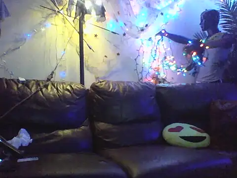 Snapshot of ItalianPapiDripDrip chatting on 01-20-25, 03:48 ItalianPapiDripDrip online show from 01-20-25, 03:48