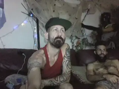 Snapshot of ItalianPapiDripDrip chatting on 02-18-25, 04:37 ItalianPapiDripDrip online show from 02-18-25, 04:37