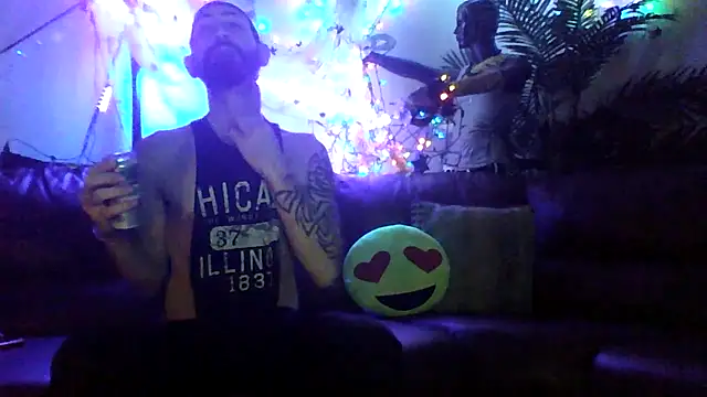 Snapshot of ItalianPapiDripDrip chatting on 03-23-25, 08:04 ItalianPapiDripDrip online show from 03-23-25, 08:04