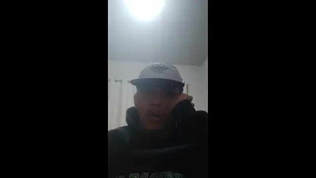 Snapshot of OLNMN55 chatting on 01-06-26, 07:01 OLNMN55 online show from 01-06-26, 07:01