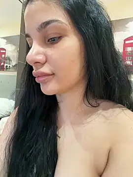 Snapshot of Samira30 chatting on 04-29-26, 12:31 Samira30 online show from 04-29-26, 12:31