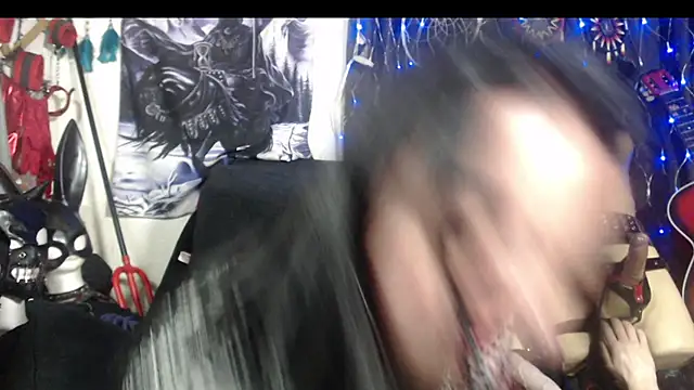 Snapshot of Astartexxx chatting on 05-27-26, 04:20 Astartexxx online show from 05-27-26, 04:20