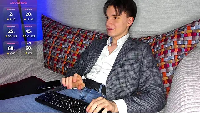 maxboy4 online show from 01-20-25, 03:59