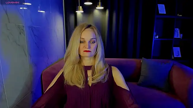 SaraSubtlety online show from 09-16-25, 01:34