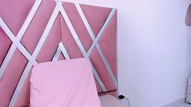 Helenn monroy1 online show from 02-06-26, 07:06