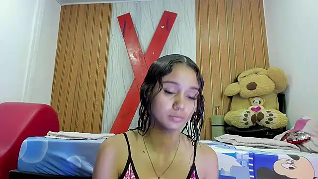 MarianaManzur online show from 03-08-26, 07:39