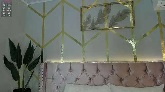 Snapshot of candy_beck chatting on 12-05-24, 03:17 candy beck online show from 12-05-24, 03:17