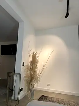 Snapshot of EllaSanz_ chatting on 11-09-25, 07:34 EllaSanz online show from 11-09-25, 07:34