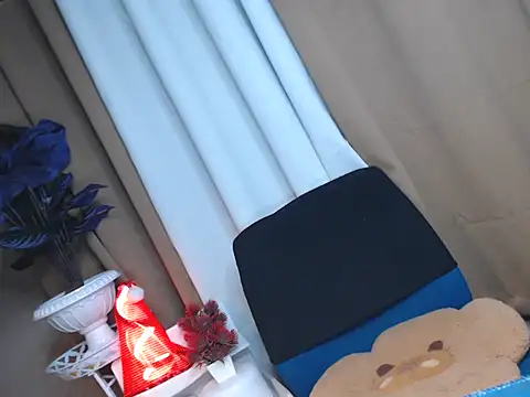 Ladygel20 online show from 11-28-25, 03:25