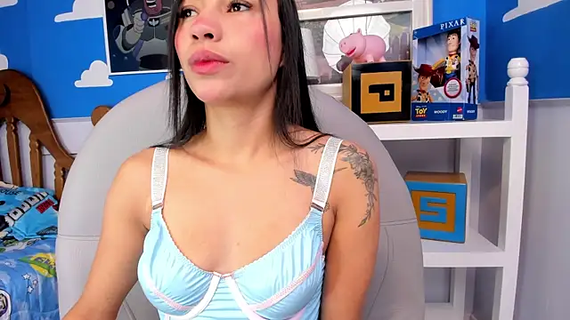 Snapshot of miss_sweett chatting on 03-10-25, 01:43 miss sweett online show from 03-10-25, 01:43