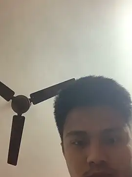 Hullax online show from 03-04-26, 04:13