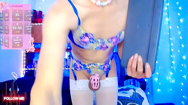 Aleexx    online show from 03-16-25, 04:23