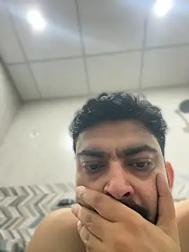 Snapshot of hot_rajat chatting on 05-21-26, 02:29 hot rajat online show from 05-21-26, 02:29
