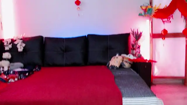 Snapshot of Wildorchid_ chatting on 02-02-25, 09:30 Wildorchid online show from 02-02-25, 09:30