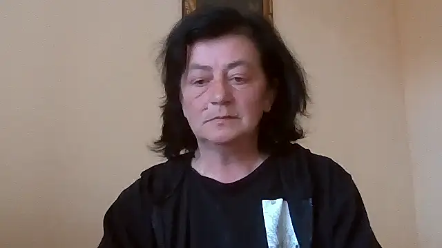 GypsiQueen2 online show from 04-29-26, 04:22