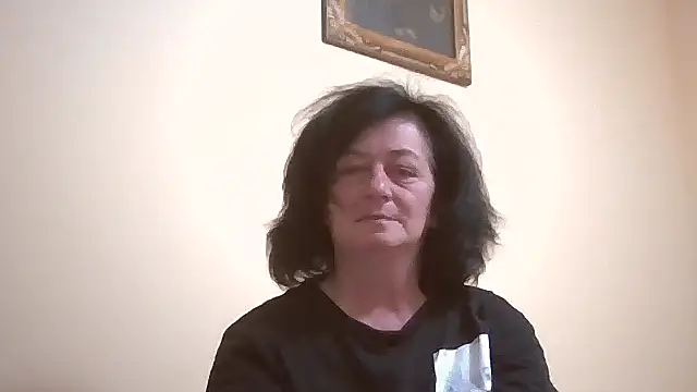 GypsiQueen2 online show from 05-10-26, 07:52