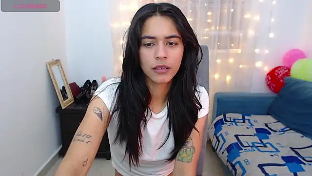 Snapshot of imSophia chatting on 02-28-26, 07:37 imSophia online show from 02-28-26, 07:37