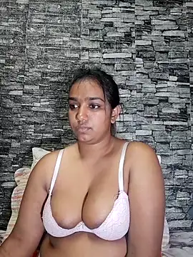 Xindias fantasyX online show from 10-22-25, 05:02