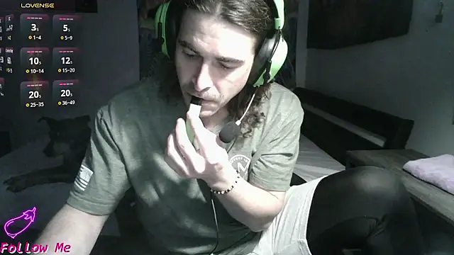 XxBobbyDigitalxX online show from 03-23-26, 09:41