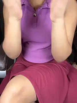 Snapshot of SCHOOL_Girl_0 chatting on 01-10-25, 11:11 SCHOOL Girl 0 online show from 01-10-25, 11:11