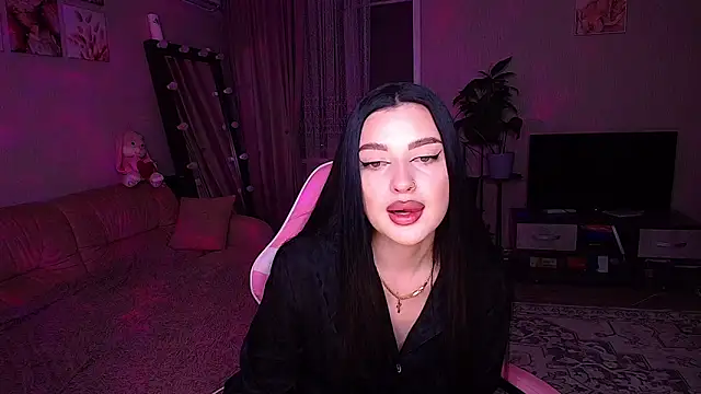   Malika   online show from 03-13-26, 04:35