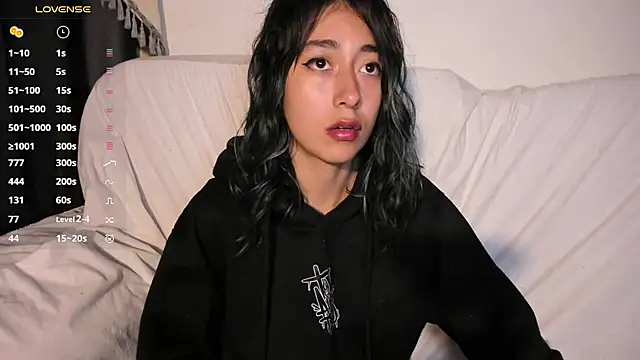 Scarlet wd18 online show from 06-30-26, 12:00
